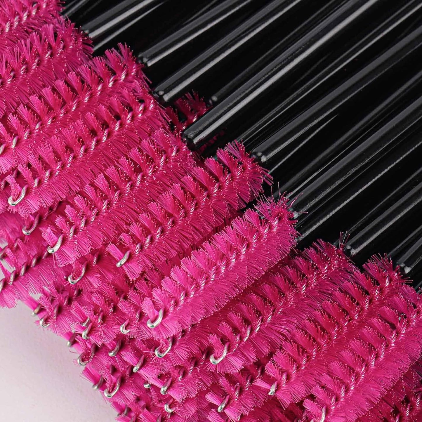 1000 Disposable Mascara Wands Eyelash Brushes Spoolies for Eyebrow Eye Lash Extension Black and Rose Red