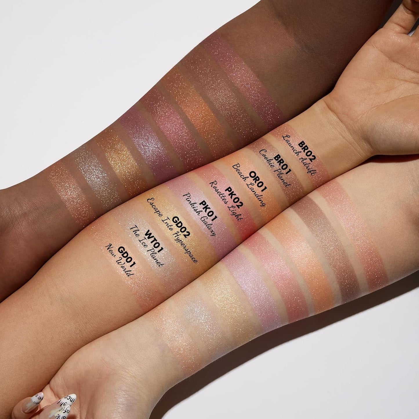 FOCALLURE Shimmer Face Highlighter Makeup Powder, Gel to Powder Glow Finish, Leaving a Lightweight & Healthy Radiance, Long Lasting Luminous Face Body Highlighter Makeup (PK02 Rosettes Light)